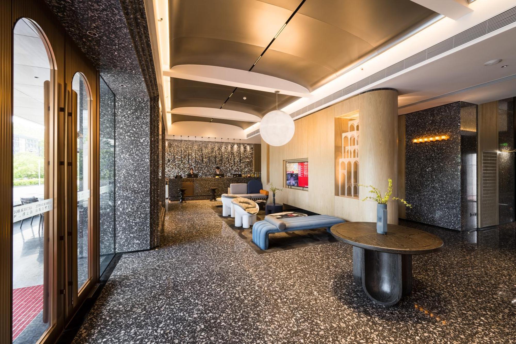 Arthur Hotel Luogang Xiangang Metro Guangzhou-Free Shuttle Bus For Canton Fair&Free Breakfast And Afternoon Tea Exterior photo