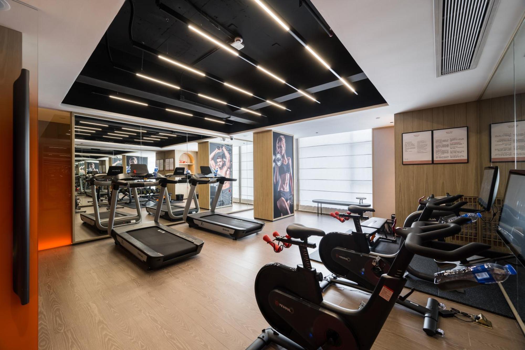 Arthur Hotel Luogang Xiangang Metro Guangzhou-Free Shuttle Bus For Canton Fair&Free Breakfast And Afternoon Tea Exterior photo