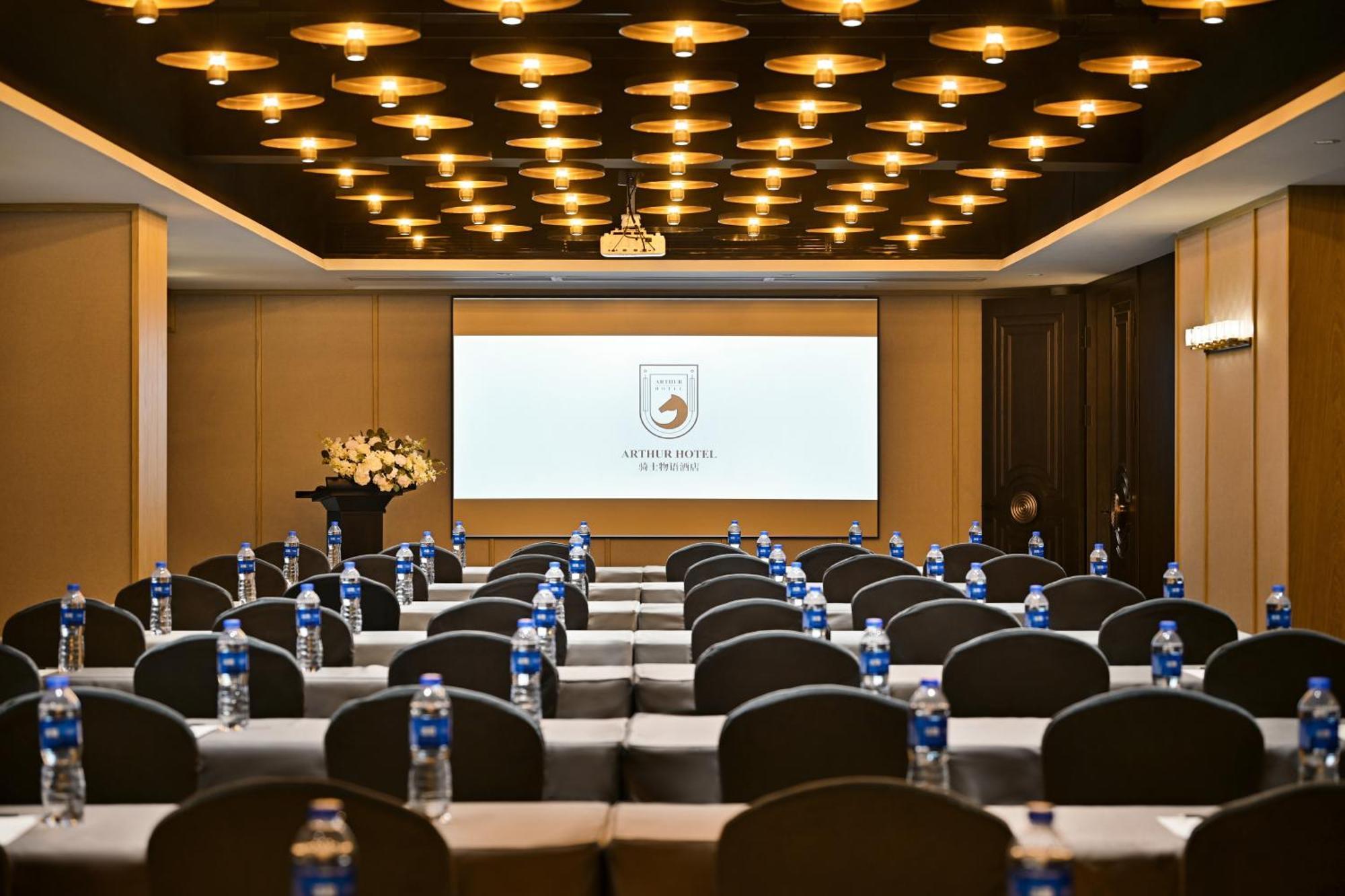Arthur Hotel Luogang Xiangang Metro Guangzhou-Free Shuttle Bus For Canton Fair&Free Breakfast And Afternoon Tea Exterior photo